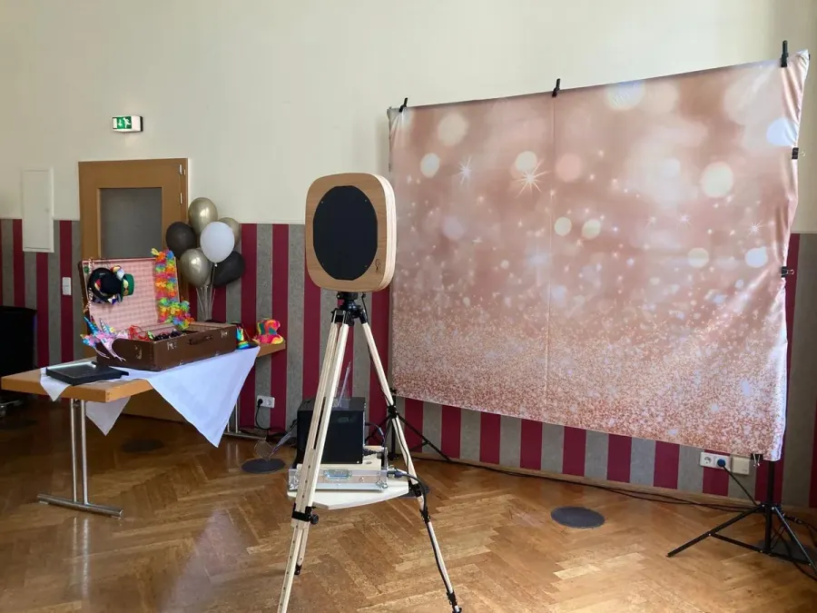 Neue Fotobox 2026 Setup mit Leinwand